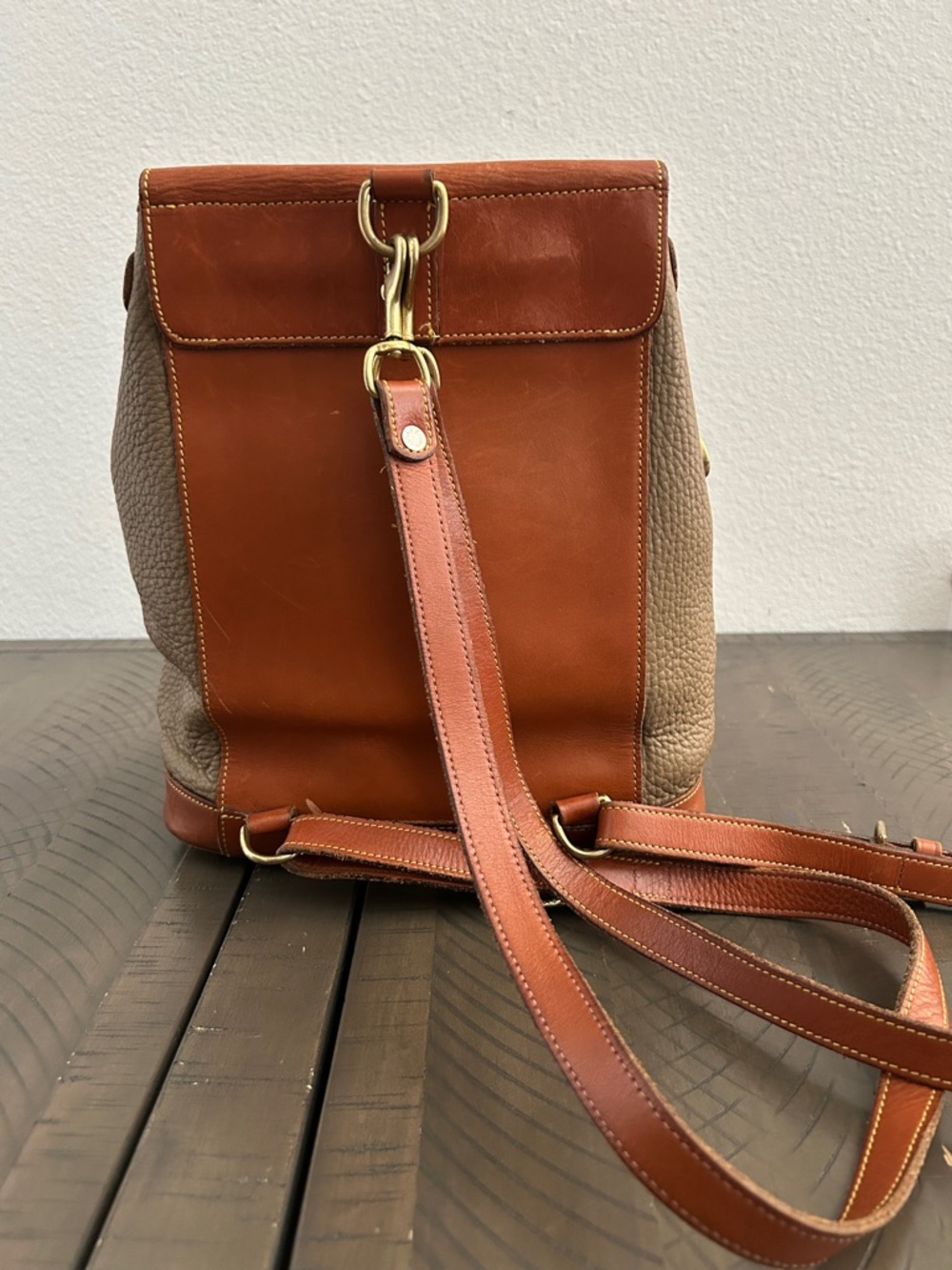 VINTAGE Dooney & Bourke All-Weather Leather classic backpack - Picture 2 of 13